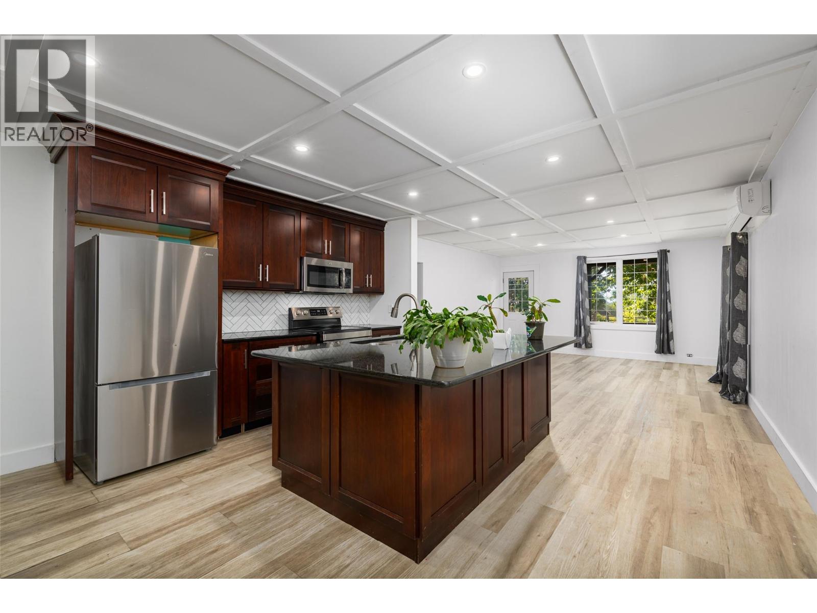 4638 Samuelson Road - 8