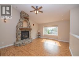 Laundry room - 1808 Skyview Crescent, Lumby, BC V0E2G0 Photo 15