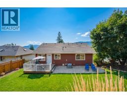 1808 Skyview Crescent, Lumby, BC V0E2G0 Photo 49