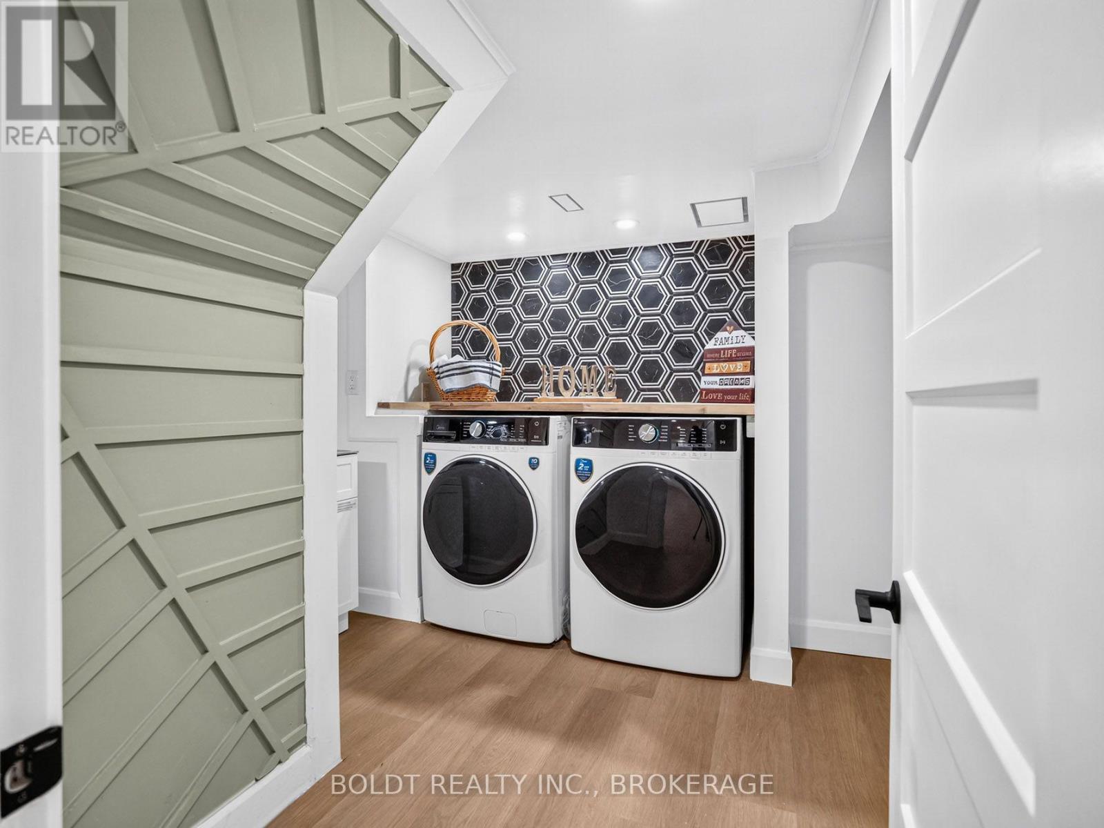 6221 LYONS CREEK ROAD - Image 18
