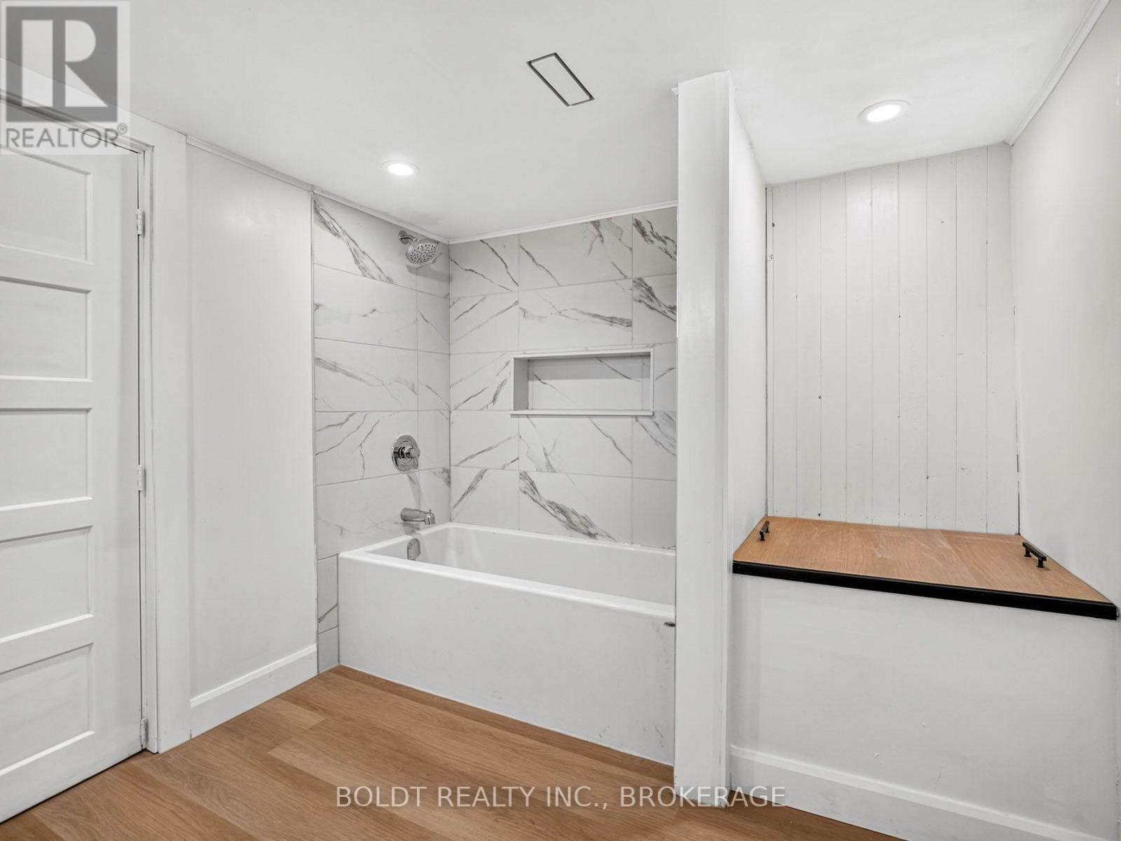 6221 LYONS CREEK ROAD - Image 22