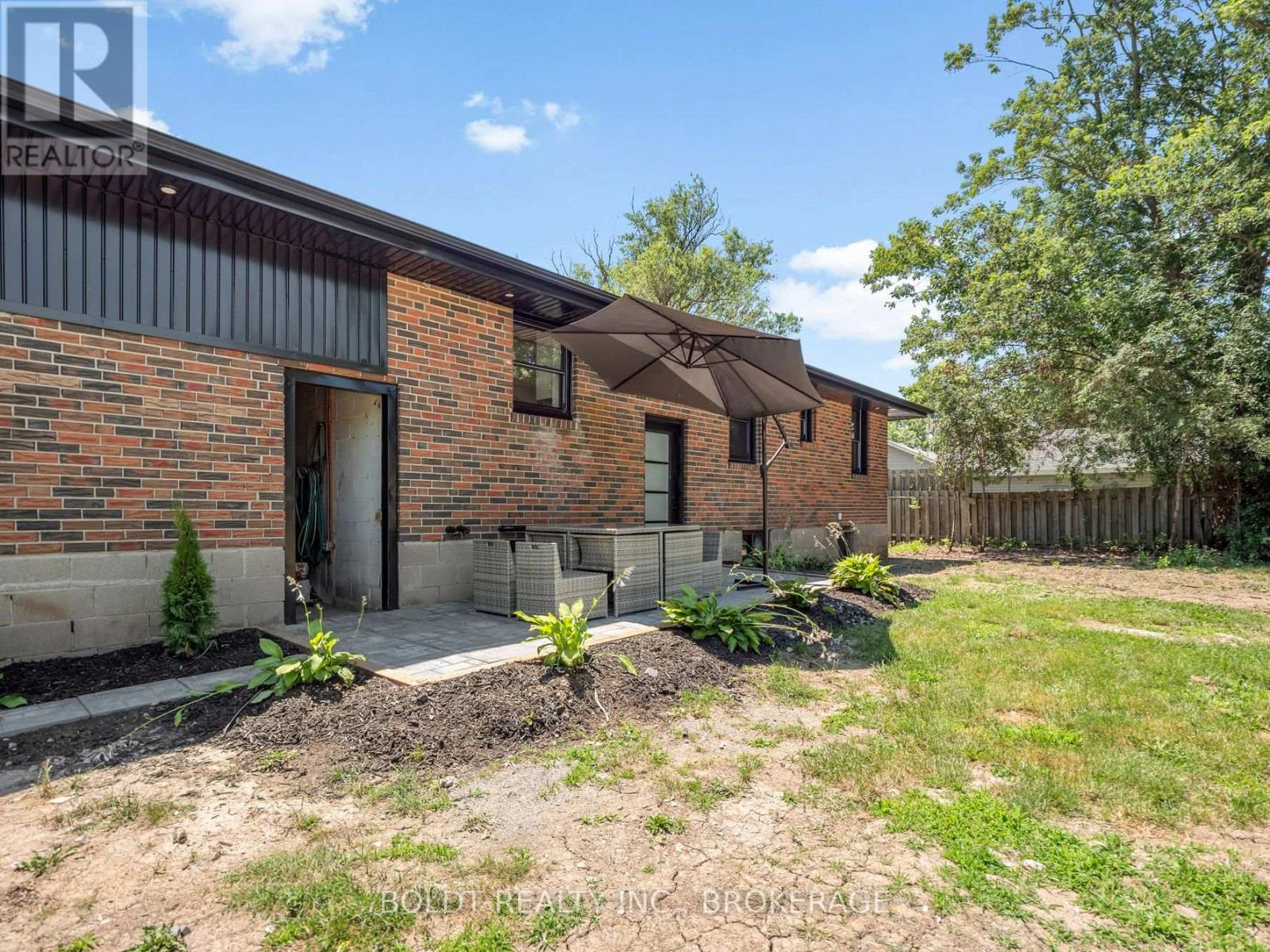 6221 LYONS CREEK ROAD - Image 25