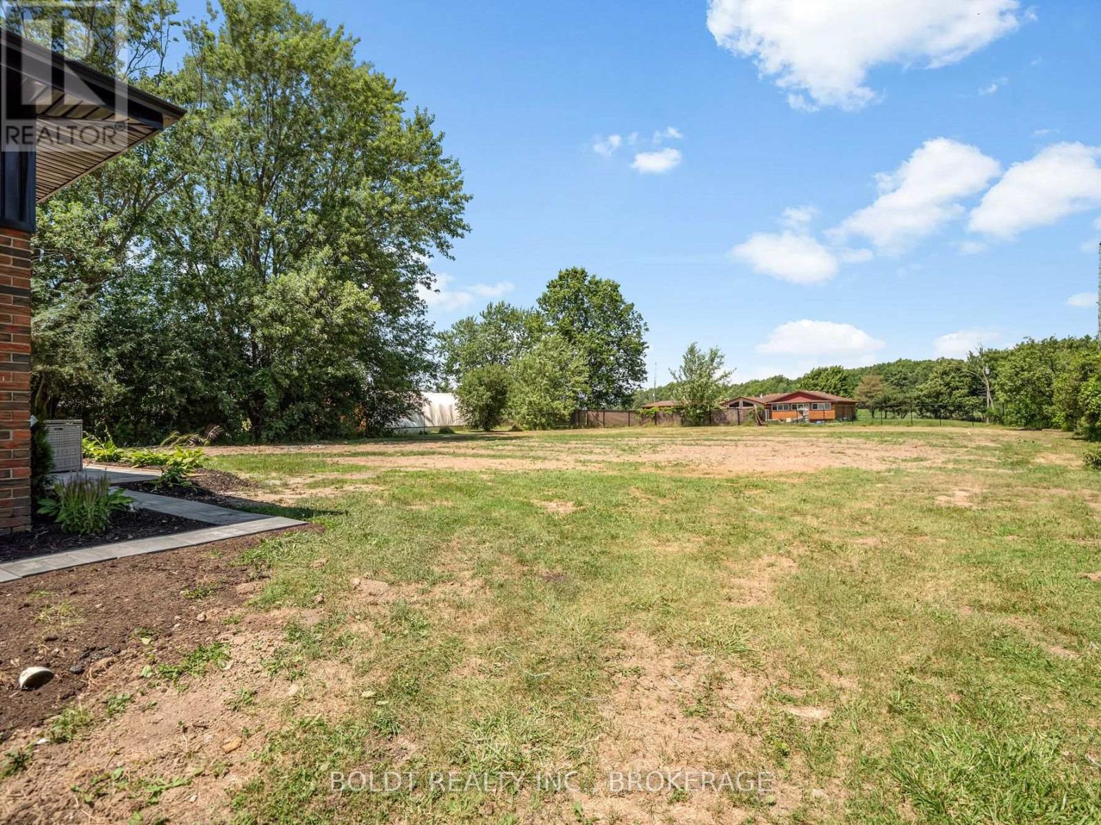 6221 LYONS CREEK ROAD - Image 27