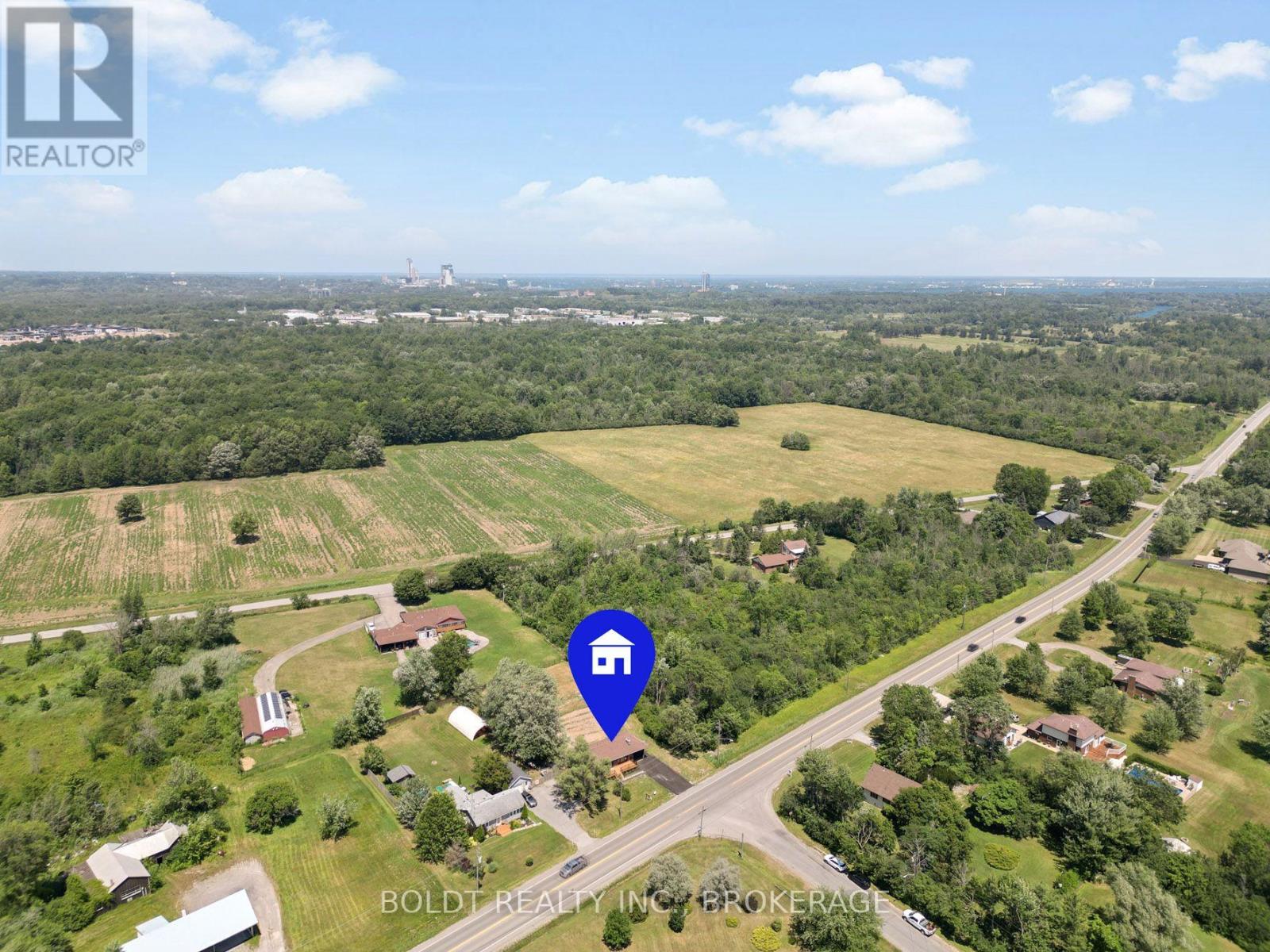 6221 LYONS CREEK ROAD - 33
