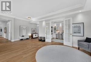 #808 18 WILLIAM CARSON CRESCENT - 8