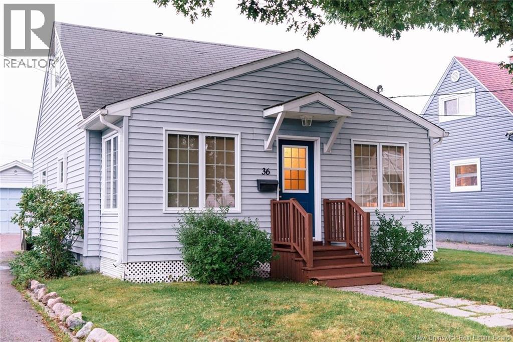 36 Pugsley Avenue