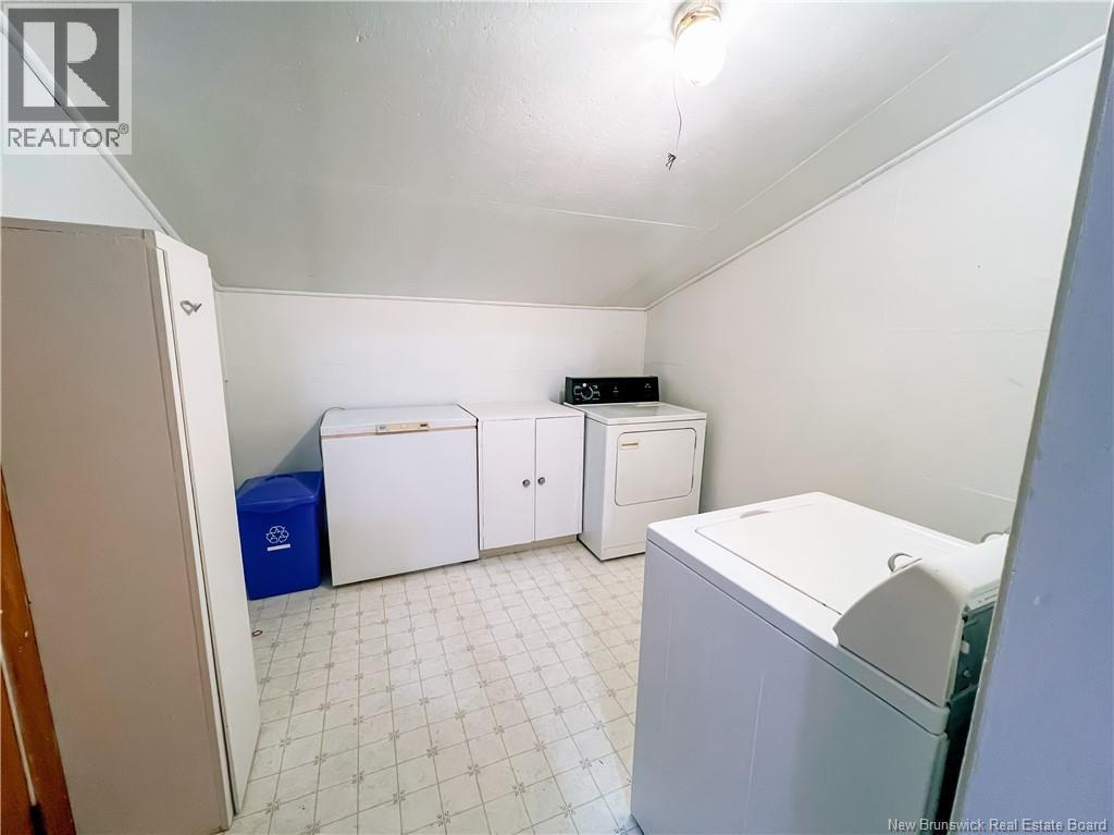 36 Pugsley Avenue - Image 18