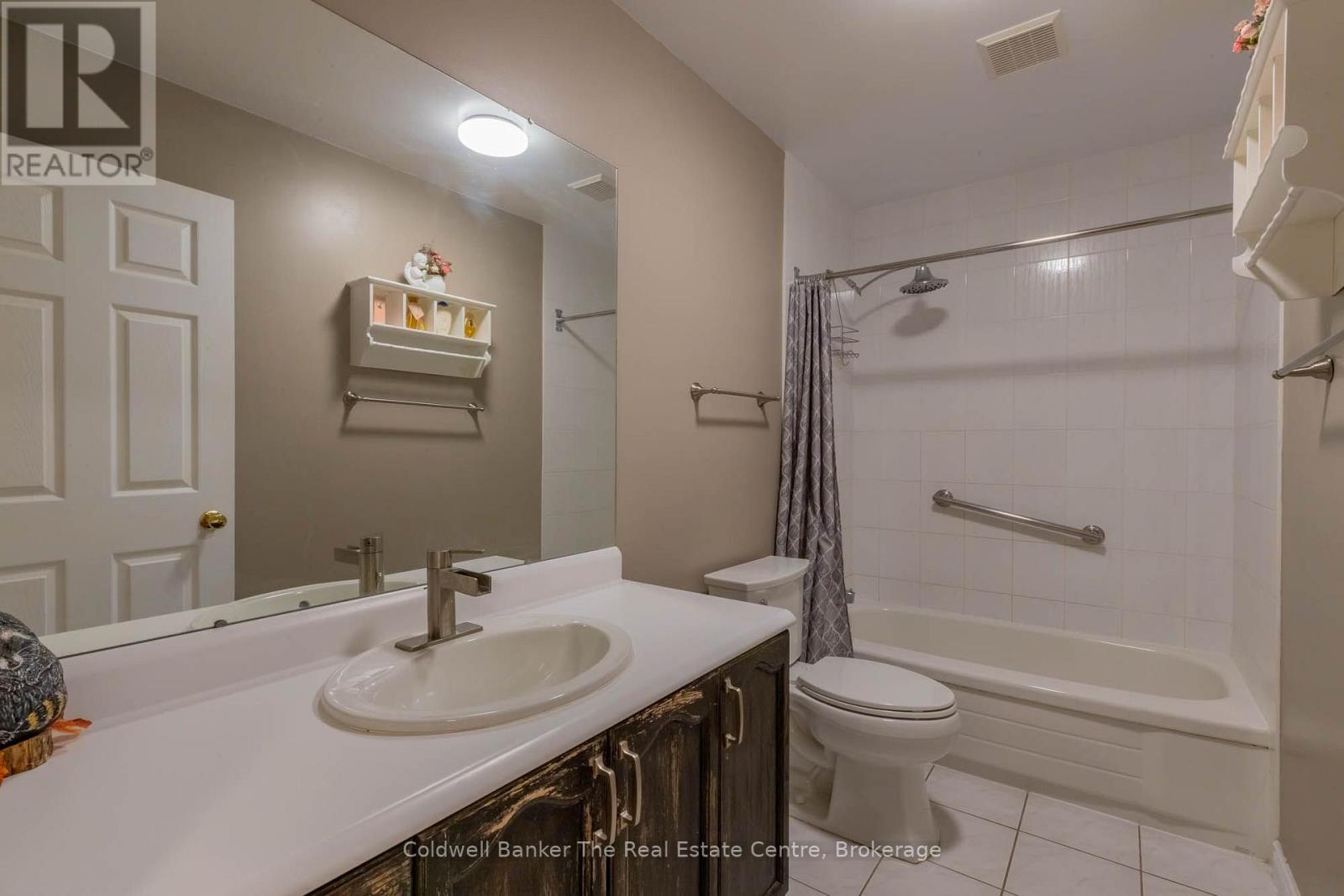 110 FOREST GLEN DRIVE - Image 26
