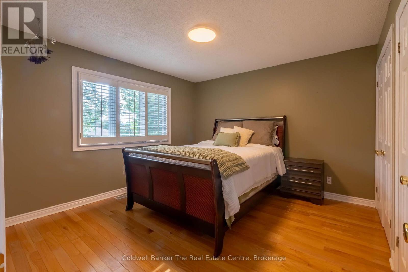 110 FOREST GLEN DRIVE - Image 27