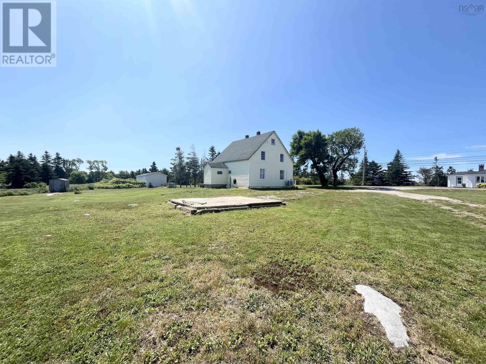 Property 35 of 42 of 923 Highway 330