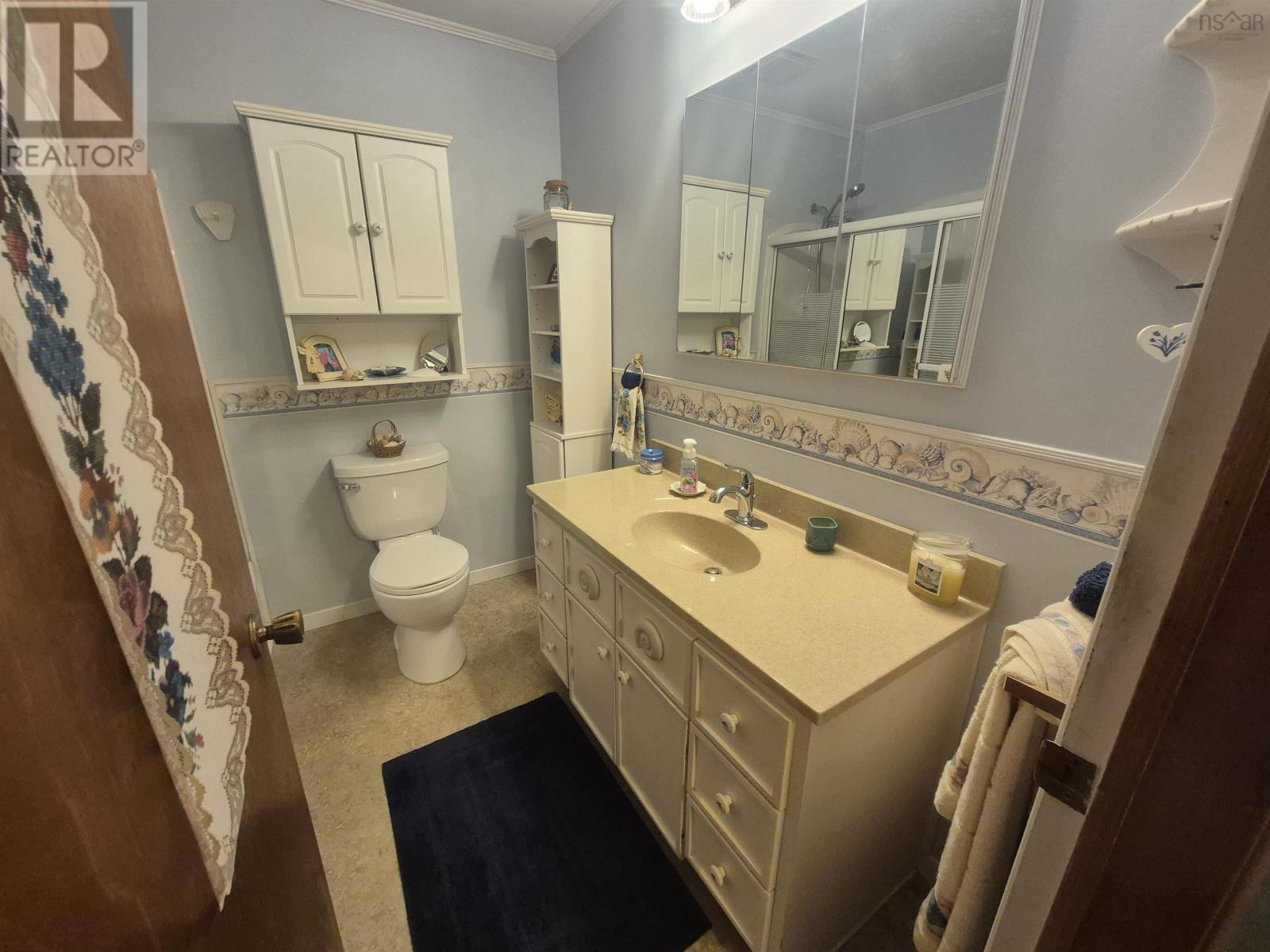 18 Maple Court - 34