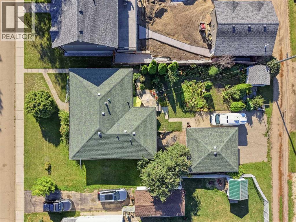 Listing photo – 5216 54 Avenue, Bashaw