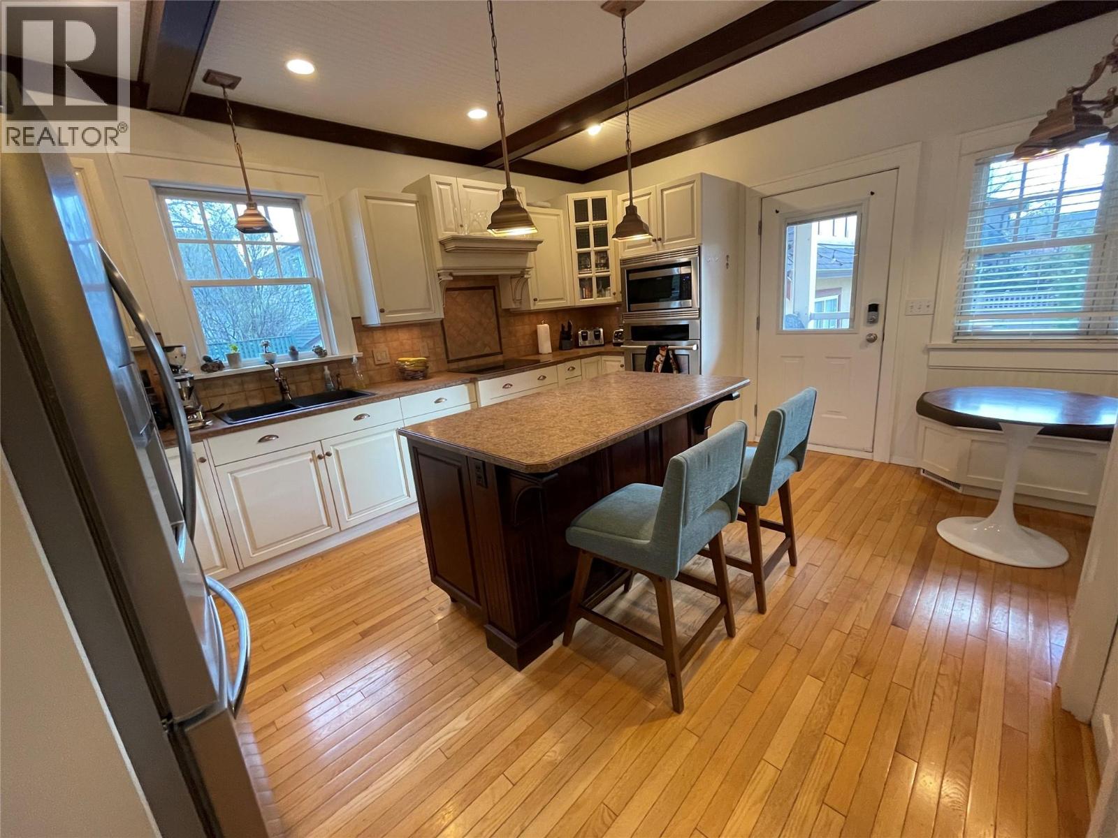 1912 Abbott Street - 4