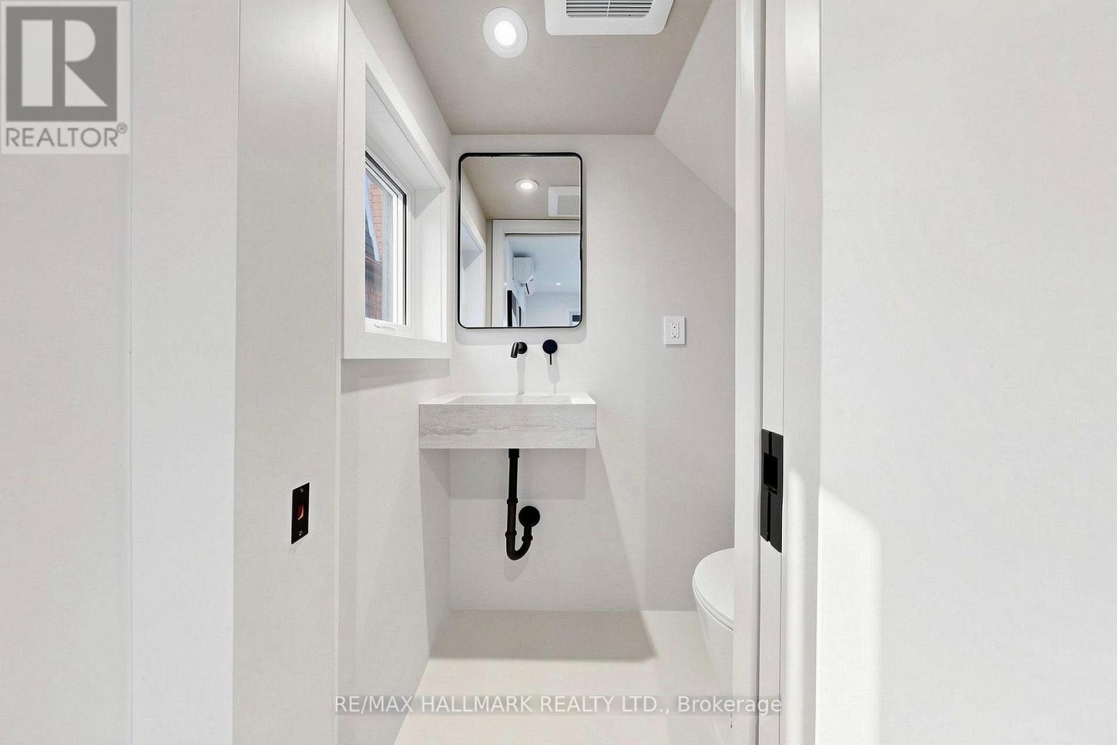 227 DONLANDS AVENUE - Image 38