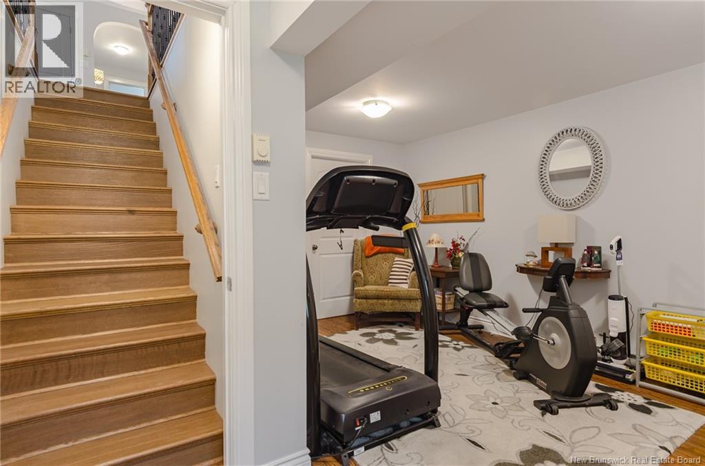 27 Runnymede Drive - 34