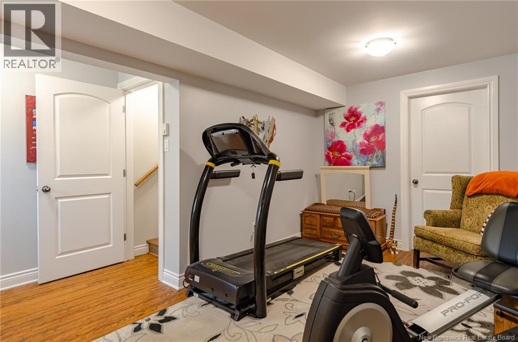 27 Runnymede Drive - 32