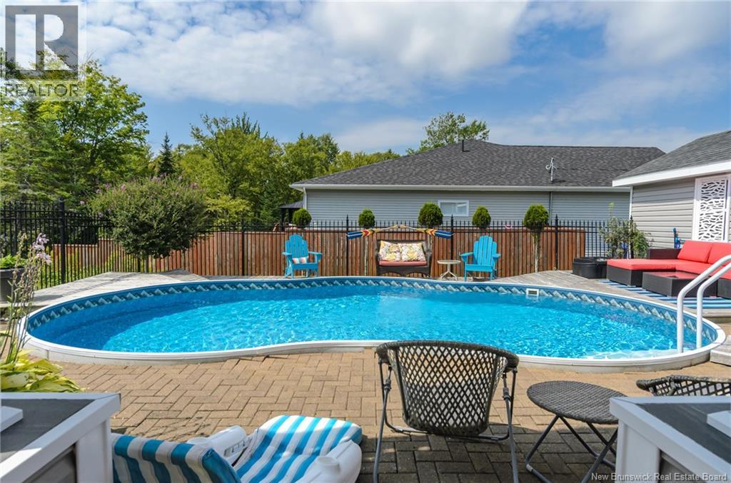 27 Runnymede Drive - 41