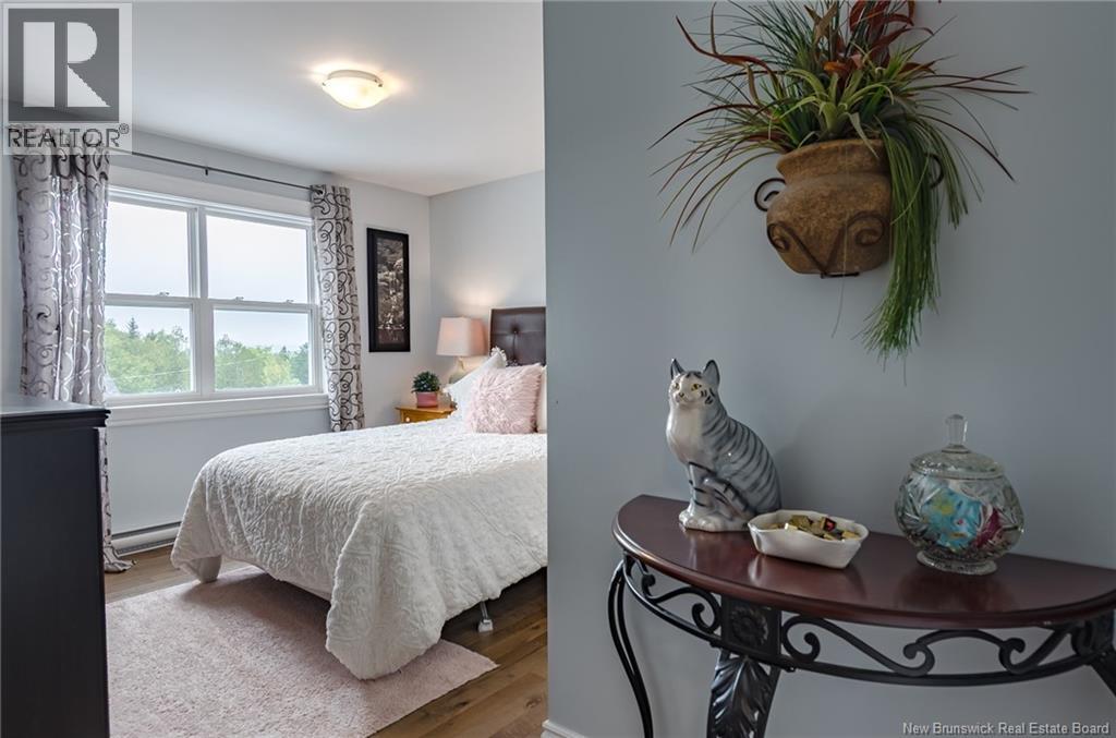 27 Runnymede Drive - 28