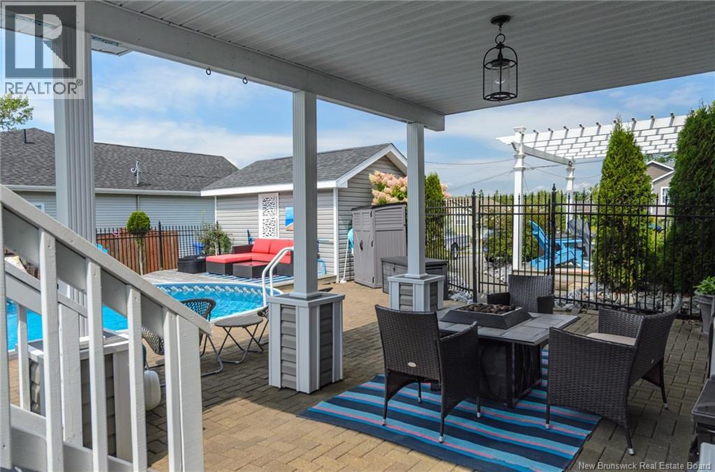 27 Runnymede Drive - 44