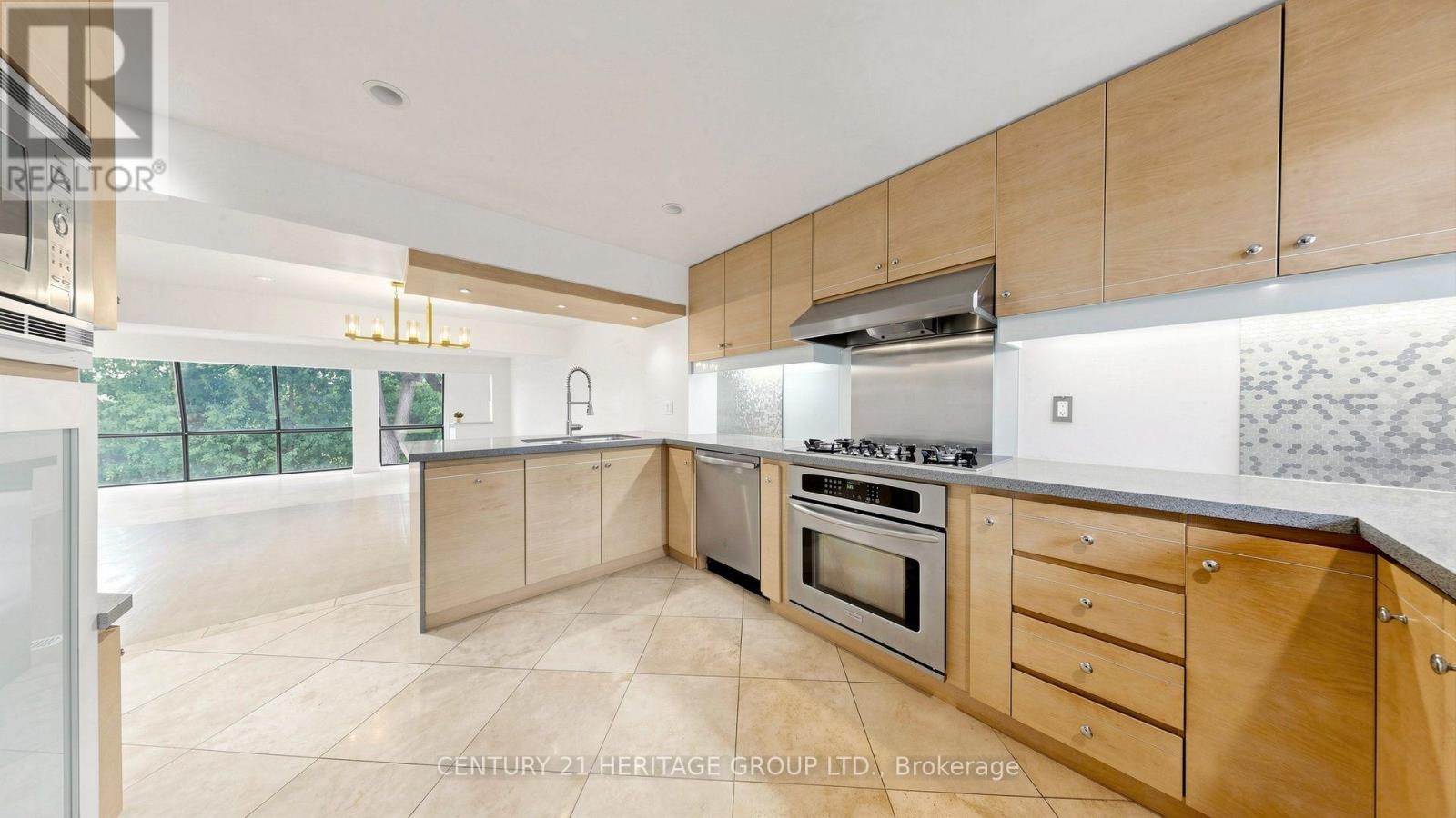 59 CRICKLEWOOD CRESCENT - Image 9
