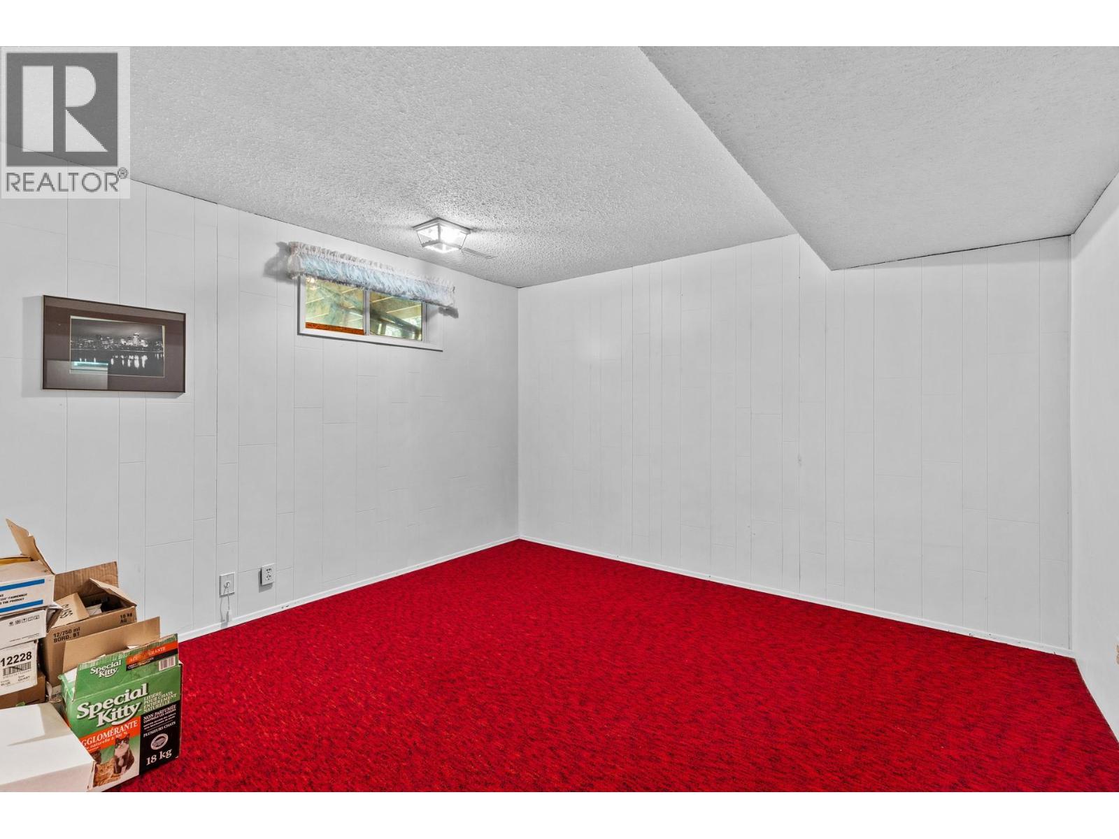  470 Eugene Road, Kelowna
