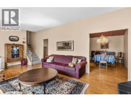 Kitchen - 470 Eugene Road, Kelowna, BC V1X2M4 Photo 12