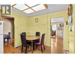 Full ensuite bathroom - 470 Eugene Road, Kelowna, BC V1X2M4 Photo 8