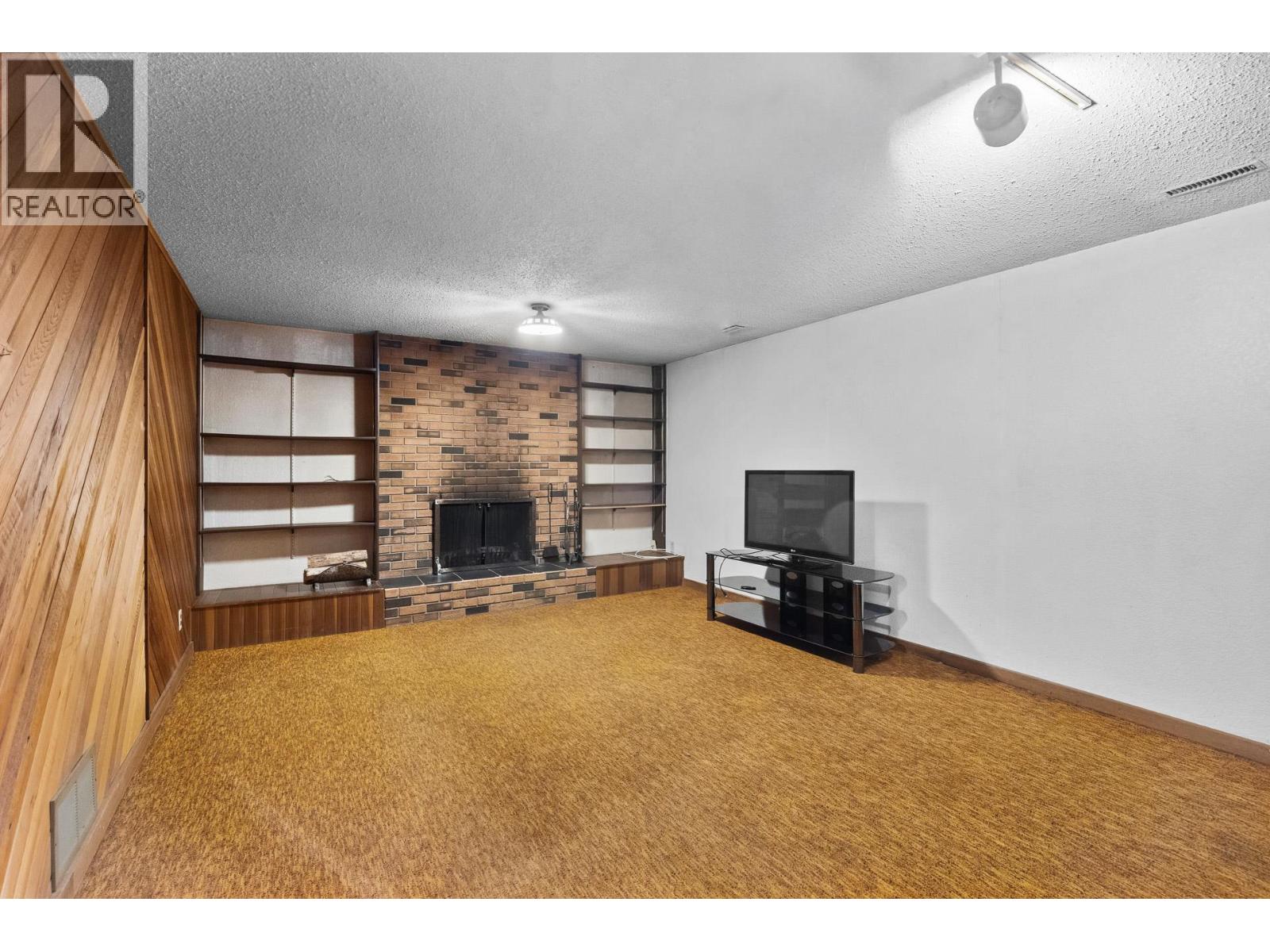  470 Eugene Road, Kelowna