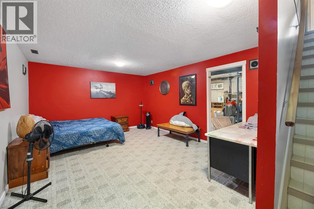 Listing photo – 4113 53 Avenue, Innisfail