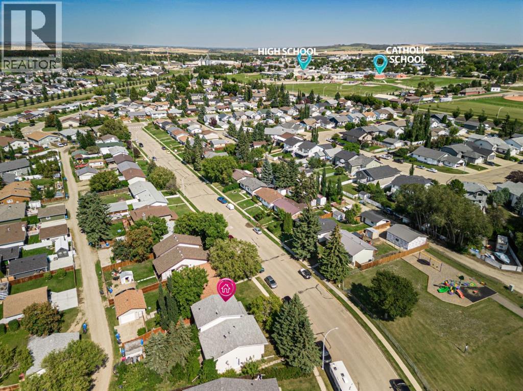 Listing photo – 4113 53 Avenue, Innisfail