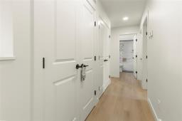 203 Wyndham Estate Drive, Steinbach, MB R5G2Y9 Photo 12