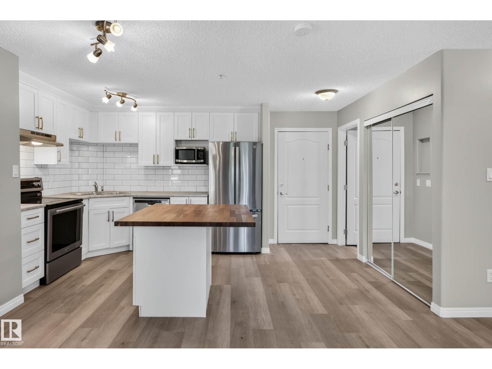 #120 5340 199 ST NW - 7