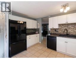 Laundry room - 2001 Centennial Street, Whitehorse, YT Y1A3Z6 Photo 12