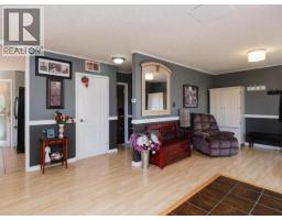 Den - 2001 Centennial Street, Whitehorse, YT Y1A3Z6 Photo 8