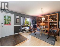3pc Bathroom - 2001 Centennial Street, Whitehorse, YT Y1A3Z6 Photo 7
