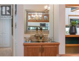2526 Island Hwy W, Qualicum Beach, BC V9K1B5 Photo 29