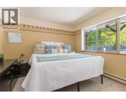 2526 Island Hwy W, Qualicum Beach, BC V9K1B5 Photo 46