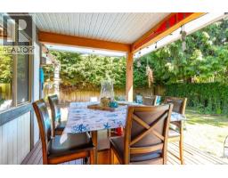 2526 Island Hwy W, Qualicum Beach, BC V9K1B5 Photo 17