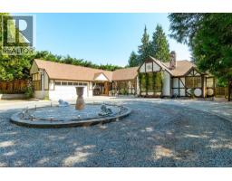 2526 Island Hwy W, Qualicum Beach, BC V9K1B5 Photo 15