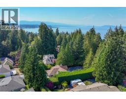 2526 Island Hwy W, Qualicum Beach, BC V9K1B5 Photo 67