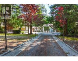 2526 Island Hwy W, Qualicum Beach, BC V9K1B5 Photo 13