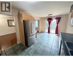 Kitchen - 1484 Border, Tecumseh, ON N8N4Y8 Photo 9