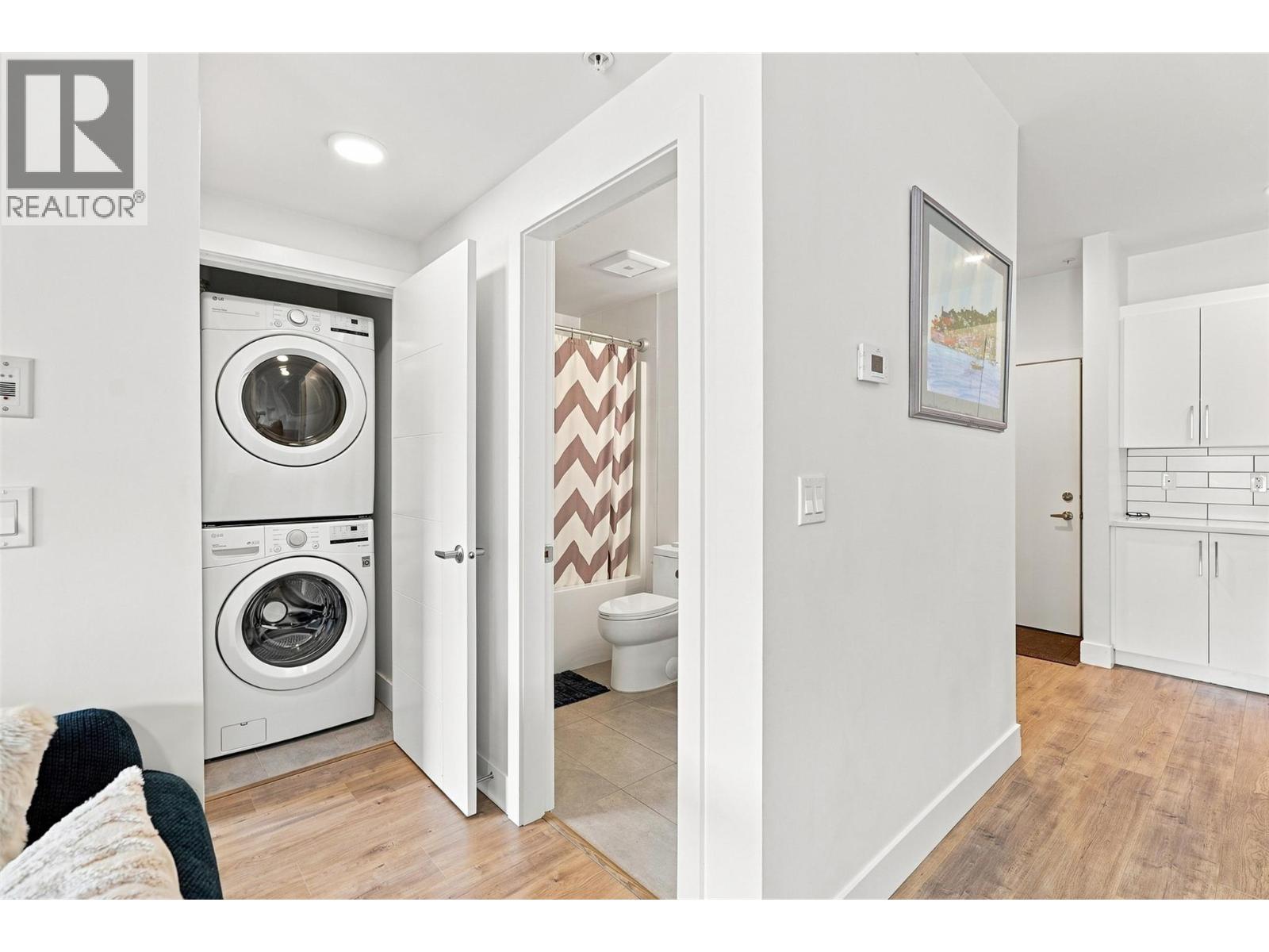 #105 2046 ROBSON Place - Image 21