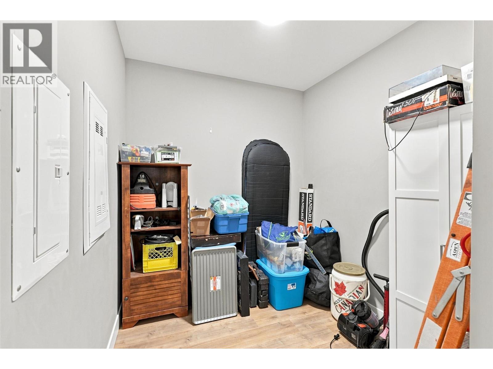 #105 2046 ROBSON Place - 28