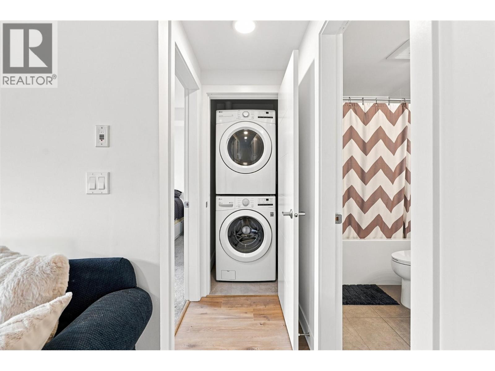 #105 2046 ROBSON Place - Image 22