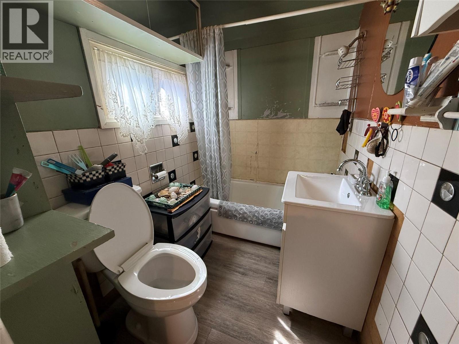 943 Mountain Street - Image 14