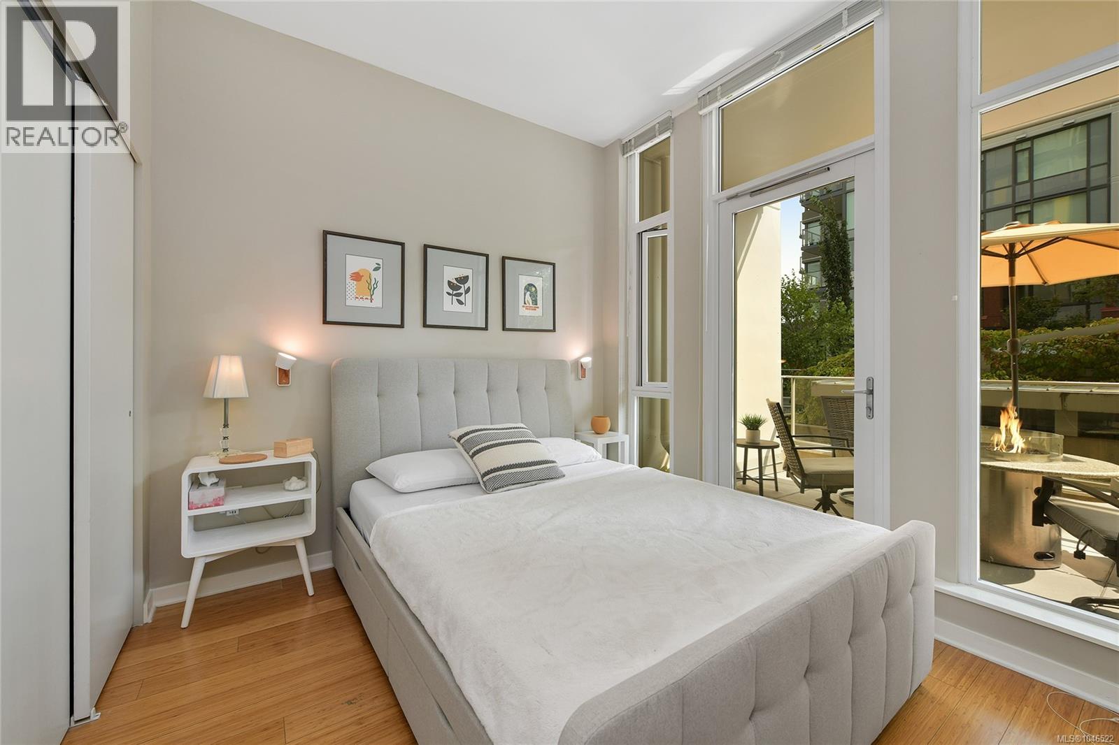111 373 Tyee Road, Victoria