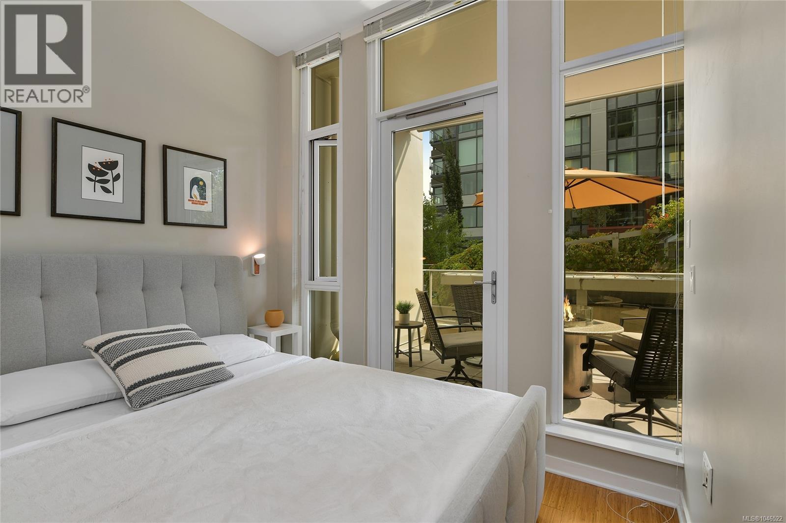 111 373 Tyee Road, Victoria
