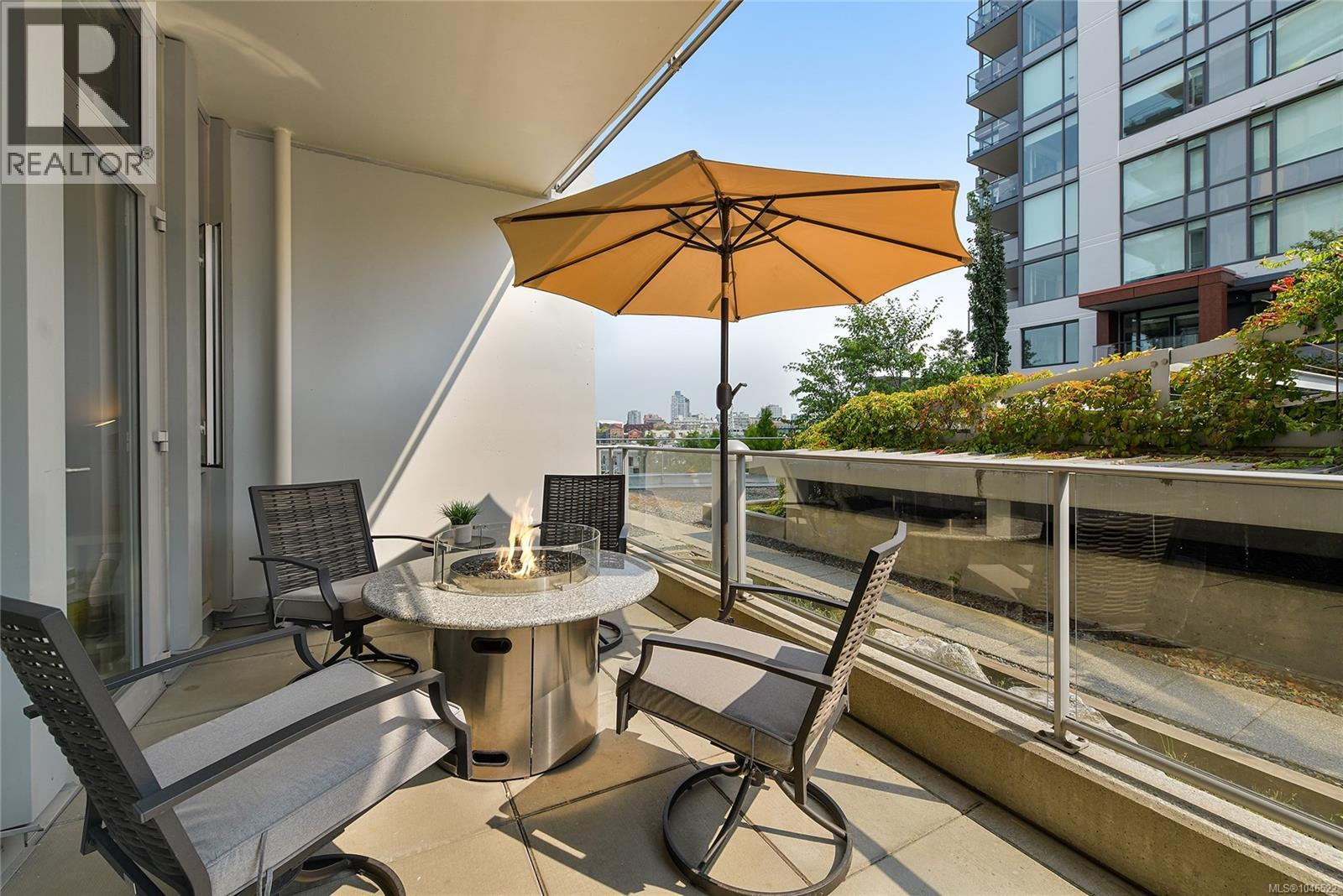 111 373 Tyee Road, Victoria