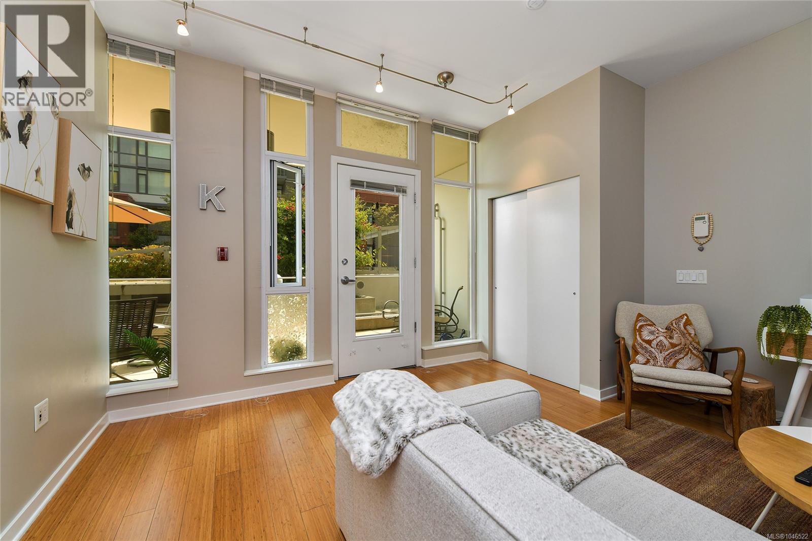 111 373 Tyee Road, Victoria
